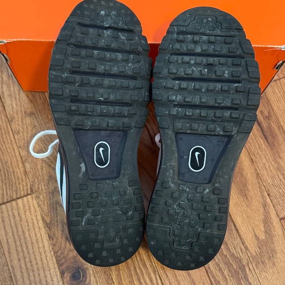 Nike Women Air Max White, Black & Neon Green - Picture 5 of 6